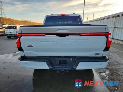 Zdjęcie 6 z 13 samochodu: 2023 FORD F150 LIGHTNING PRO VIN:1FTVW1EL6PWG20565 - miniatura
