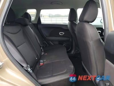 Zdjęcie 10 z 12 samochodu: 2016 KIA SOUL BASE VIN:KNDJN2A26G7313878 - miniatura