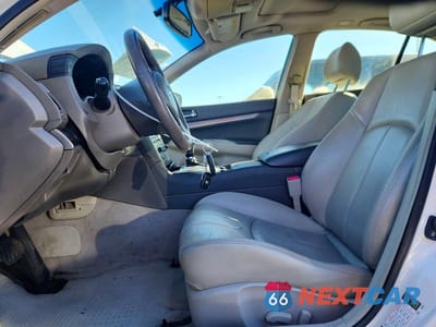 Zdjęcie 7 z 11 samochodu: 2015 INFINITI Q40 VIN:JN1CV6AR5FM650722 - miniatura