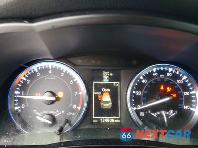 Zdjęcie 9 z 12 samochodu: 2015 TOYOTA HIGHLANDER XLE VIN:5TDJKRFH3FS147077 - miniatura