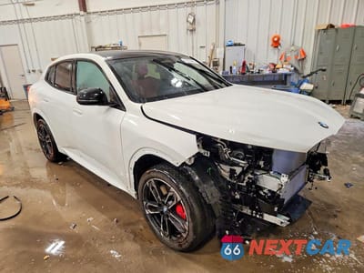 Czwarte zdjęcie samochodu z boku: 2025 BMW X2 XDRIVE28I VIN:WBX63GM04S5246465 - miniatura