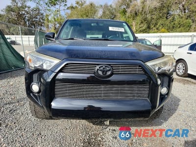 Piąte zdjęcie samochodu w środku: 2016 TOYOTA 4RUNNER SR5 VIN:JTEZU5JR0G5131069 - miniatura