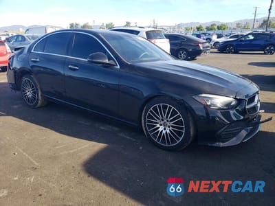 Czwarte zdjęcie samochodu z boku: 2023 MERCEDES-BENZ C 300 VIN:W1KAF4GB6PR089313 - miniatura