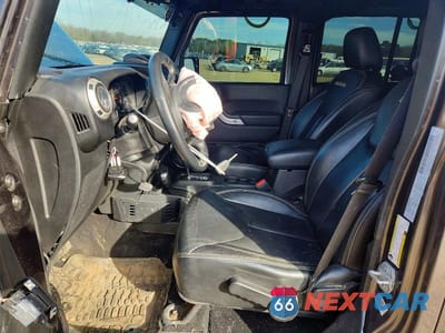 Zdjęcie 7 z 12 samochodu: 2017 JEEP WRANGLER UNLIMITED SAHARA VIN:1C4BJWEG1HL686509 - miniatura