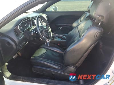 Zdjęcie 7 z 12 samochodu: 2016 DODGE CHALLENGER SXT VIN:2C3CDZAG1GH309620 - miniatura