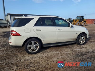 Trzecie zdjęcie samochodu z tyłu: 2012 MERCEDES-BENZ ML 350 4MATIC VIN:4JGDA5HB1CA022391 - miniatura