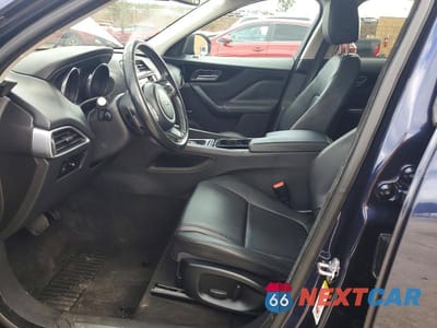 Zdjęcie 7 z 12 samochodu: 2017 JAGUAR F-PACE VIN:SADCS2BN0HA086268 - miniatura