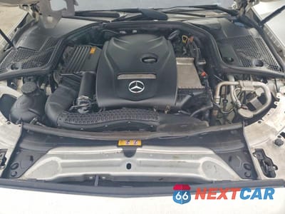 Zdjęcie 11 z 11 samochodu: 2018 MERCEDES-BENZ C 300 VIN:55SWF4JB9JU258583 - miniatura