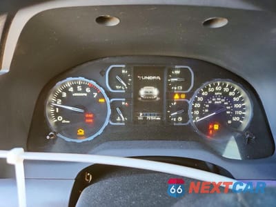 Zdjęcie 9 z 11 samochodu: 2019 TOYOTA TUNDRA SR5 VIN:5TFDY5F10KX796640 - miniatura