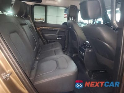 Zdjęcie 11 z 12 samochodu: 2025 LAND ROVER DEFENDER 110 S VIN:SALEJ7EX1S2399101 - miniatura