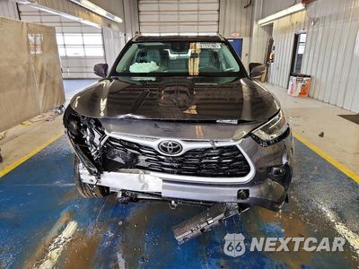 Piąte zdjęcie samochodu w środku: 2025 TOYOTA HIGHLANDER HYBRID XLE VIN:5TDKBRCH3SS672000 - miniatura