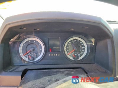 Zdjęcie 9 z 11 samochodu: 2013 RAM TRUCKS 2500 ST VIN:3C6TR5HT3DG574812 - miniatura