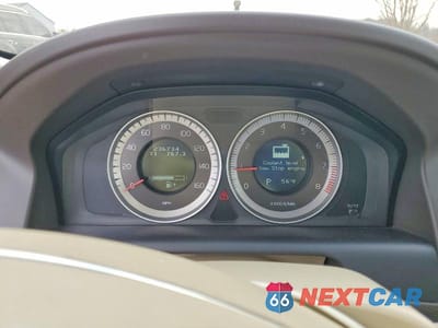 Zdjęcie 9 z 13 samochodu: 2012 VOLV XC60 VIN:YV4902DZ0C2297238 - miniatura