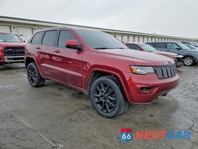 Czwarte zdjęcie samochodu z boku: 2022 JEEP GRAND CHEROKEE LAREDO E VIN:1C4RJFAG6NC141616 - miniatura
