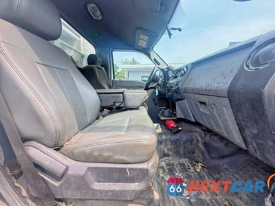 Piąte zdjęcie samochodu w środku: 2012 FORD F350 SUPER DUTY VIN:1FDRF3E61CEB24902 - miniatura