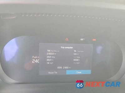 Zdjęcie 9 z 12 samochodu: 2026 VOLVO XC40 PLUS VIN:YV4L12UC0T2700326 - miniatura