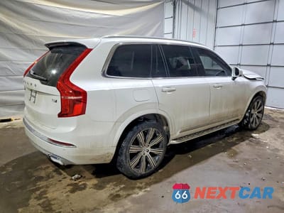 Trzecie zdjęcie samochodu z tyłu: 2021 VOLVO XC90 T6 INSCRIPTION VIN:YV4A221L3M1693260 - miniatura