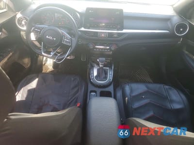 Zdjęcie 8 z 11 samochodu: 2022 KIA FORTE GT VIN:3KPF44AC8NE442070 - miniatura