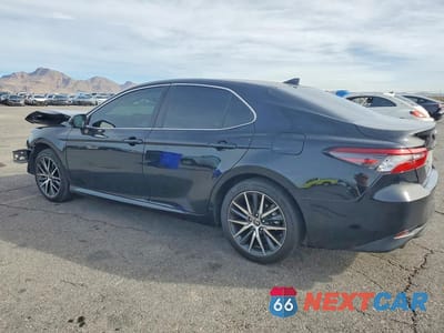 Drugie zdjęcie samochodu z przodu: 2022 TOYOTA CAMRY HYBRID XLE VIN:4T1F31AK8NU583906 - miniatura