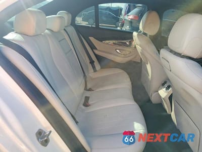 Zdjęcie 10 z 12 samochodu: 2019 MERCEDES-BENZ E 300 VIN:WDDZF4JBXKA600458 - miniatura