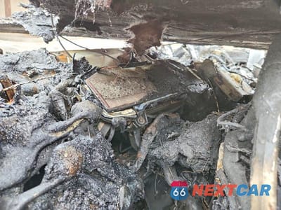 Zdjęcie 9 z 12 samochodu: 2020 BMW 330I VIN:3MW5R1J0XL8B07760 - miniatura