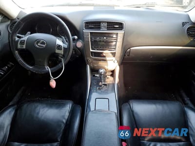 Zdjęcie 8 z 13 samochodu: 2011 LEXUS IS VIN:JTHCF5C28B5046962 - miniatura