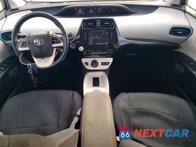 Zdjęcie 8 z 11 samochodu: 2016 TOYOTA PRIUS VIN:JTDKARFU1G3027995 - miniatura