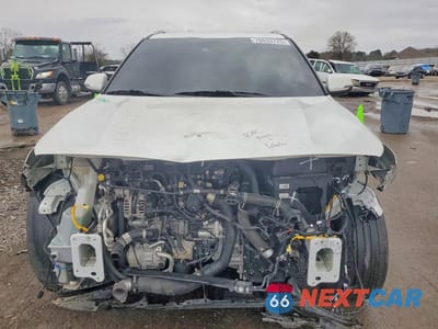 Piąte zdjęcie samochodu w środku: 2024 KIA SELTOS SX VIN:KNDETCA72R7629628 - miniatura