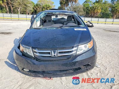 Piąte zdjęcie samochodu w środku: 2014 HONDA ODYSSEY TOURING VIN:5FNRL5H93EB041066 - miniatura
