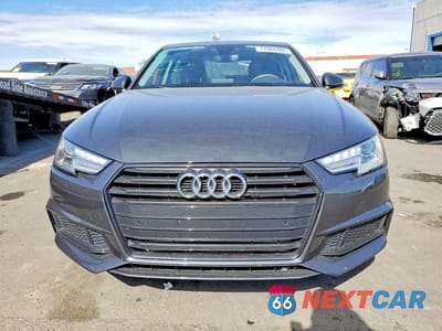 Piąte zdjęcie samochodu w środku: 2019 AUDI A4 PREMIUM VIN:WAUGMAF40KN018388 - miniatura