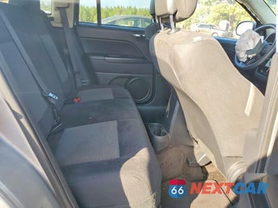 Zdjęcie 11 z 13 samochodu: 2017 JEEP COMPASS SPORT VIN:1C4NJCBA6HD147907 - miniatura