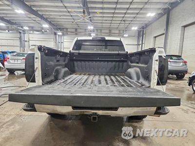 Zdjęcie 6 z 11 samochodu: 2014 CHEVROLET SILVERADO K1500 LT VIN:1GCVKREH1EZ147188 - miniatura