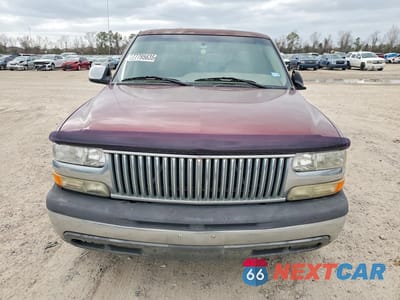 Piąte zdjęcie samochodu w środku: 2002 CHEVROLET SILVERADO C1500 VIN:2GCEC19V721202410 - miniatura