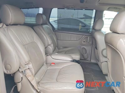 Zdjęcie 11 z 13 samochodu: 2007 TOYOTA SIENNA VIN:5TDBK22C27S007674 - miniatura