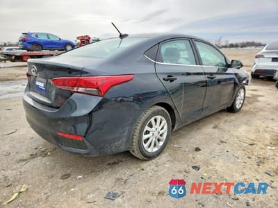 Trzecie zdjęcie samochodu z tyłu: 2022 HYUNDAI ACCENT SEL VIN:3KPC24A6XNE166140 - miniatura