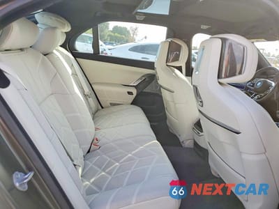 Zdjęcie 10 z 11 samochodu: 2024 BMW I7 EDRIVE50 VIN:WBY43EJ07RCT04425 - miniatura