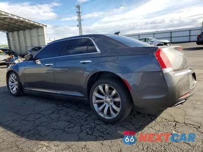 Drugie zdjęcie samochodu z przodu: 2019 CHRYSLER 300 LIMITED VIN:2C3CCAEG0KH555615 - miniatura