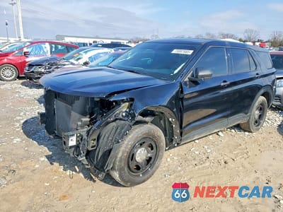 2023 FORD EXPLORER POLICE INTERCEPTOR 1FM5K8AB2PGA33724 - główne zdjęcie licytacji z USA - miniatura