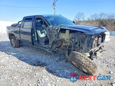 Czwarte zdjęcie samochodu z boku: 2023 CHEVROLET SILVERADO K3500 HIGH COUNTRY VIN:1GC4YVEY3PF159432 - miniatura