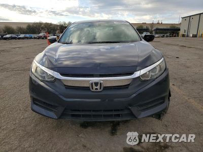 Piąte zdjęcie samochodu w środku: 2018 HONDA CIVIC LX VIN:2HGFC2F58JH569788 - miniatura