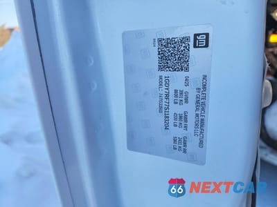 Zdjęcie 10 z 10 samochodu: 2025 GMC SAVANA BOX TRUCK VIN:1GDY7RF77S1183204 - miniatura