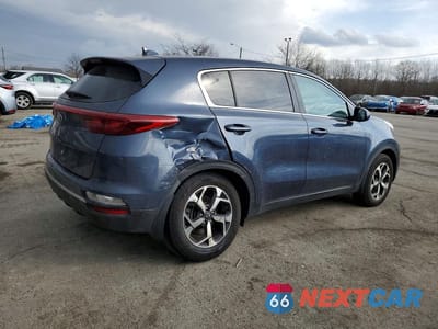 Trzecie zdjęcie samochodu z tyłu: 2020 KIA SPORTAGE LX VIN:KNDPM3AC5L7723142 - miniatura