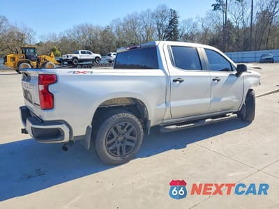Trzecie zdjęcie samochodu z tyłu: 2022 CHEVROLET SILVERADO LTD K1500 CUSTOM VIN:1GCPYBEK3NZ221589 - miniatura