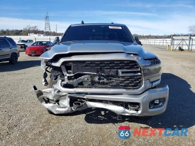 Piąte zdjęcie samochodu w środku: 2022 RAM 3500 BIG HORN VIN:3C63R3HL2NG191093 - miniatura