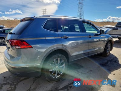 Trzecie zdjęcie samochodu z tyłu: 2023 VOLKSWAGEN TIGUAN SE VIN:3VV2B7AX4PM065871 - miniatura