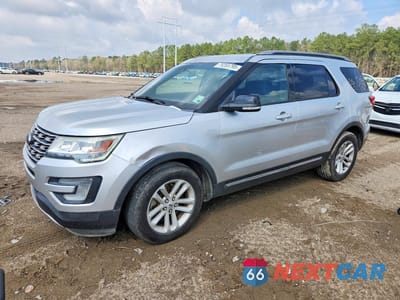 2017 FORD EXPLORER XLT 1FM5K7D85HGB03972 - główne zdjęcie licytacji z USA - miniatura