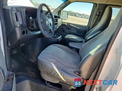 Zdjęcie 7 z 13 samochodu: 2014 CHEVROLET EXPRESS G3500 LS VIN:1GAZGZFAXE1114332 - miniatura