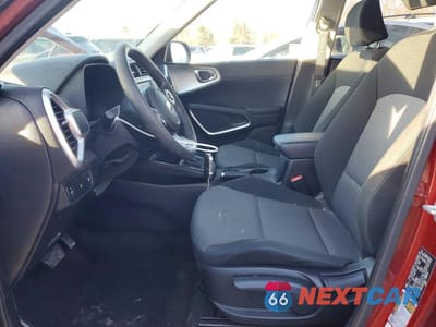 Zdjęcie 7 z 13 samochodu: 2020 KIA SOUL LX VIN:KNDJ23AU2L7088451 - miniatura