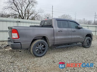 Trzecie zdjęcie samochodu z tyłu: 2023 RAM 1500 BIG HORN/LONE STAR VIN:1C6RRFFG8PN671506 - miniatura