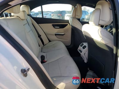 Zdjęcie 10 z 12 samochodu: 2022 MERCEDES-BENZ C 300 VIN:W1KAF4GB1NR042610 - miniatura